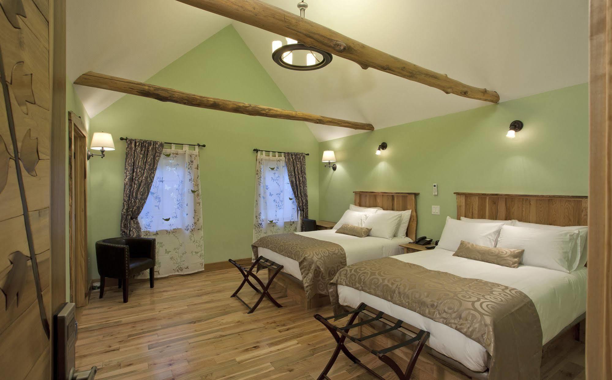 Fenton Inn Nellysford エクステリア 写真
